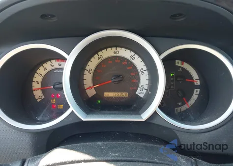 2013 Toyota Tacoma z USA, uszkodzony, nr VIN 5TFTX4CN4DX028968